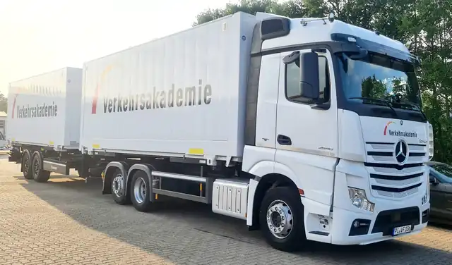 Verkehrsakademie & Fahrschule GmbH: Foto 1