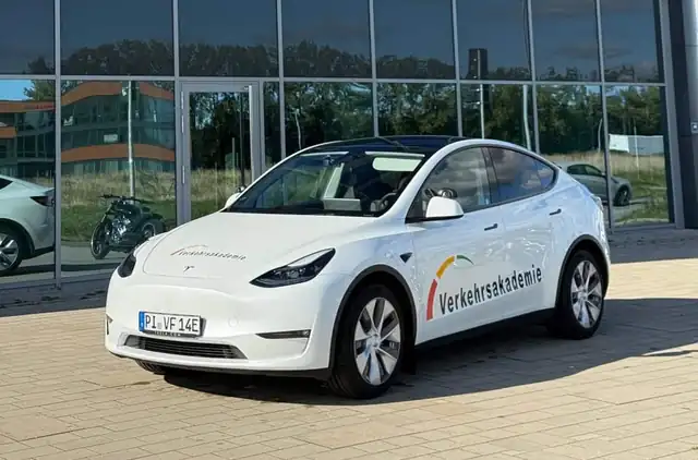 Verkehrsakademie & Fahrschule GmbH: Foto 2