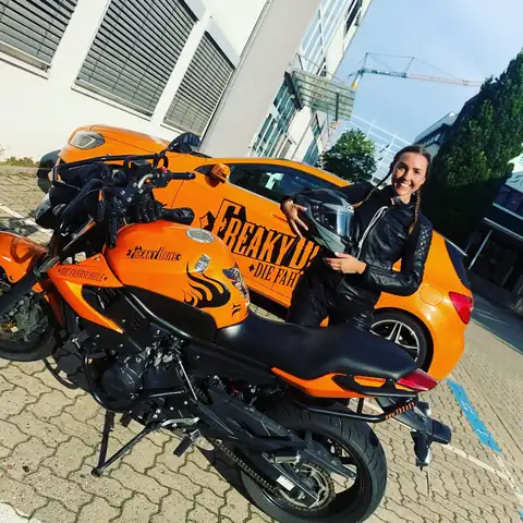 Freaky Drive - Die Fahrschule: Foto 2