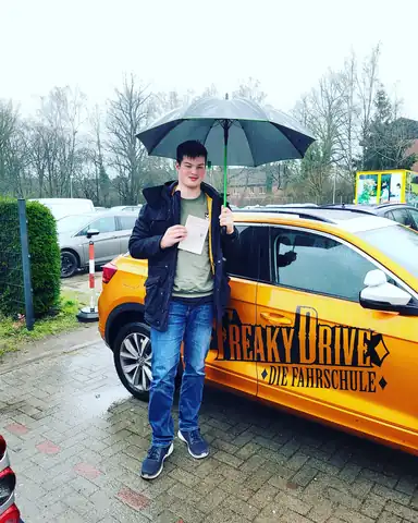 Freaky Drive - Die Fahrschule: Foto 3