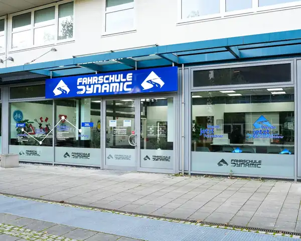 Fahrschule Dynamic: Foto 5