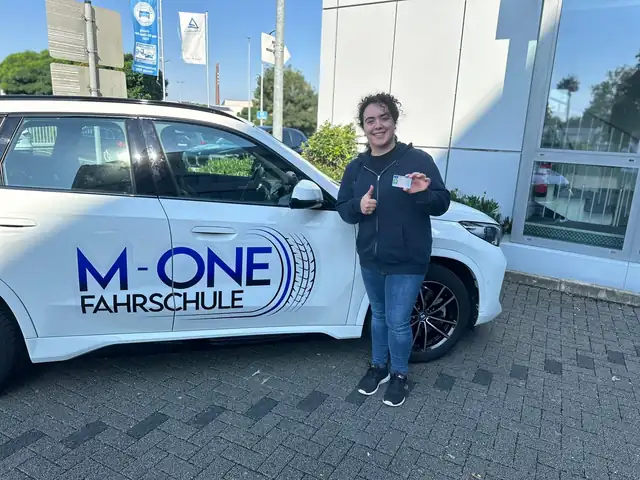 M-ONE Fahrschule | Köln-Stammheim: Foto 5