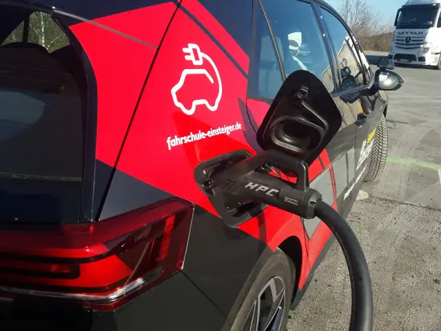 Fahrschule Die Einsteiger: Foto 4