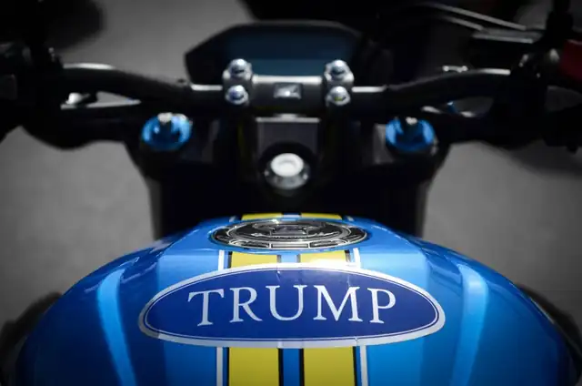 Fahrschule Trump: Foto 2