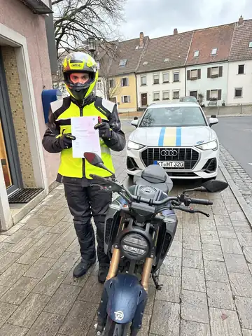 Fahrschule Trump: Foto 5