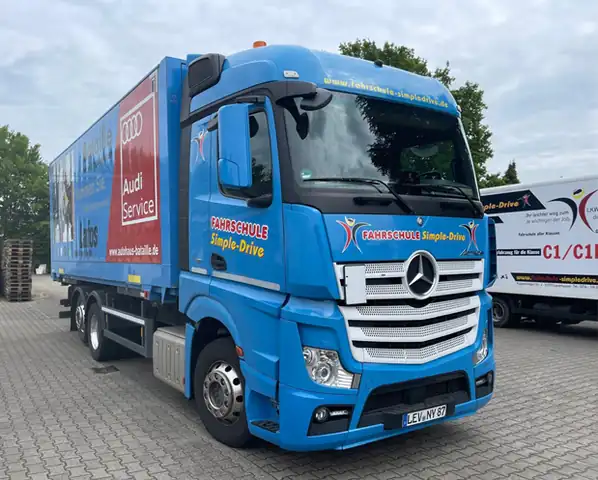 Fahrschule Simple-Drive: Foto 5