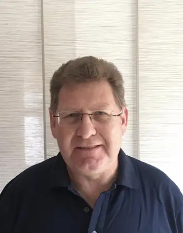 Junge: Foto 1