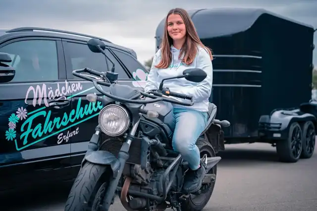 Mädchen Fahrschule Erfurt - Sophie & Luise: Foto 1