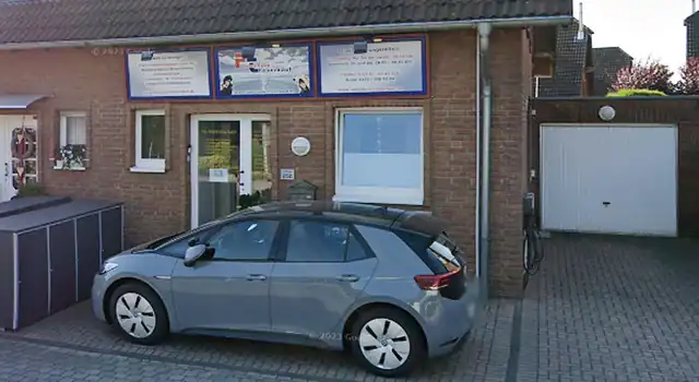 Theuerkauf Karl-Gerhard Fahrschule: Foto 4