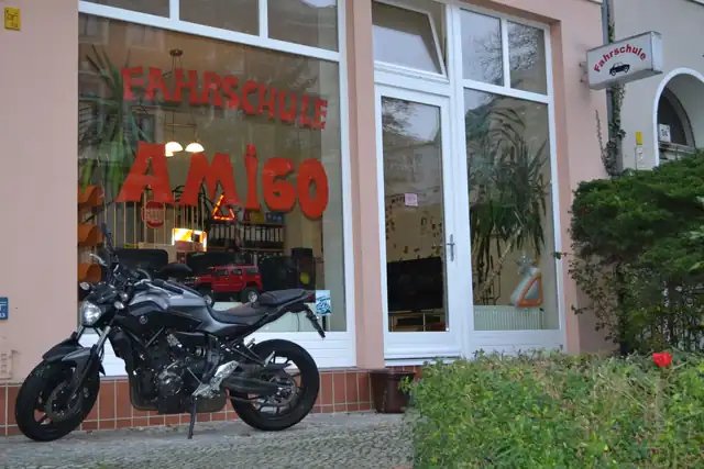 Fahrschule Amigo: Foto 1