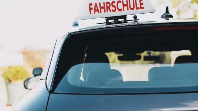 Fahrschule Weinzierl: Foto 4
