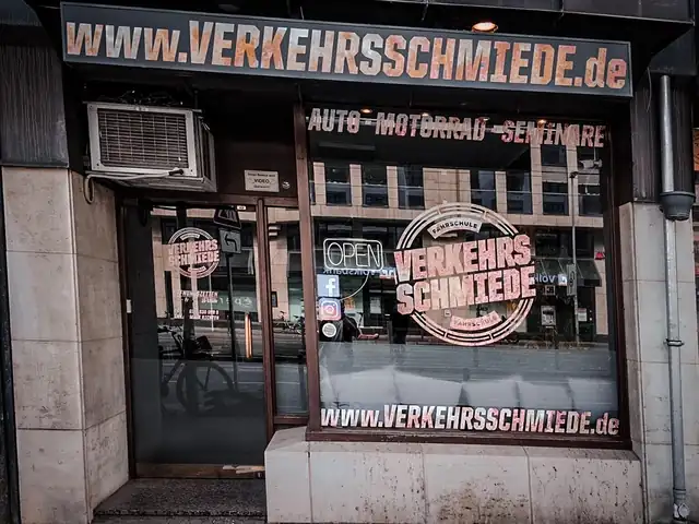 Verkehrsschmiede Münsterstr - Fahrschule Düsseldorf: Foto 5