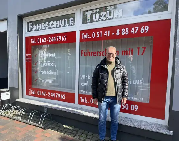 Fahrschule Tüzün: Foto 1