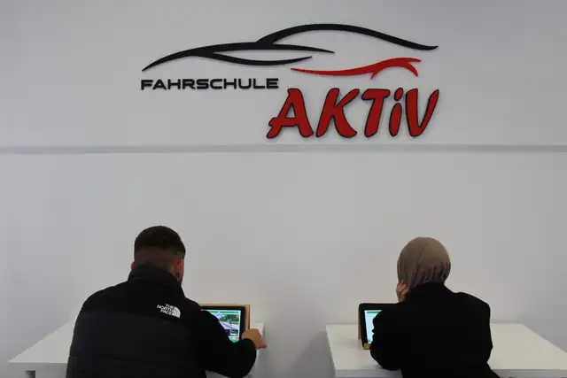 Fahrschule Aktiv - Orhan Cinbirt: Foto 2