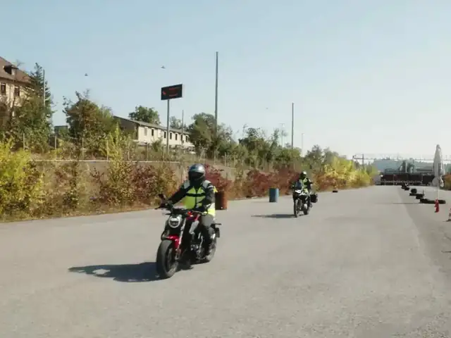 Fahrschule Ramackers: Foto 2