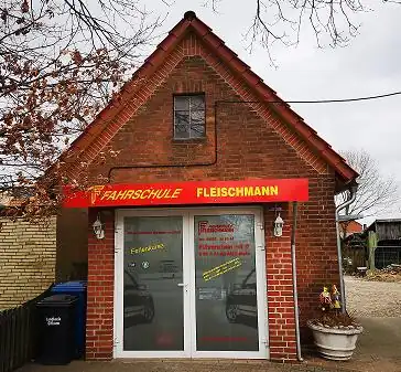 Fahrschule Fleischmann: Foto 1