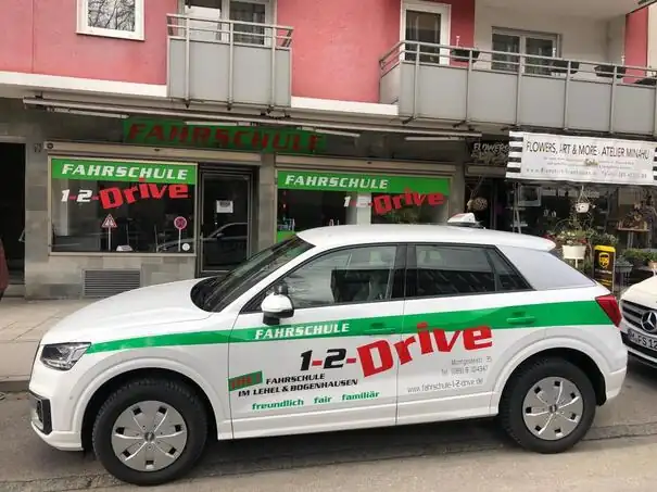 Fahrschule 1-2-DRIVE: Foto 2