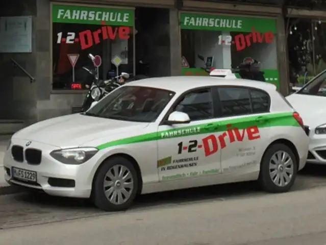 Fahrschule 1-2-DRIVE: Foto 3
