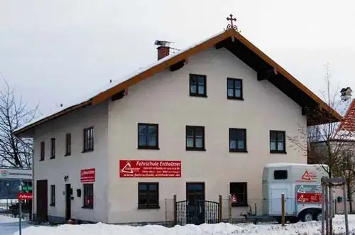 Fahrschule Entholzner: Foto 1