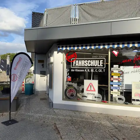 Deine Fahrschule GbR Engelsby: Foto 2