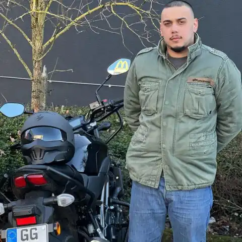 Sezai Fahrschule: Foto 4