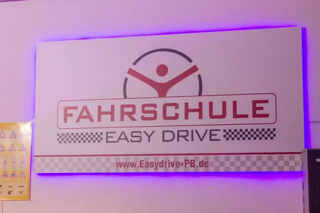 Fahrschule EASY DRIVE: Foto 4